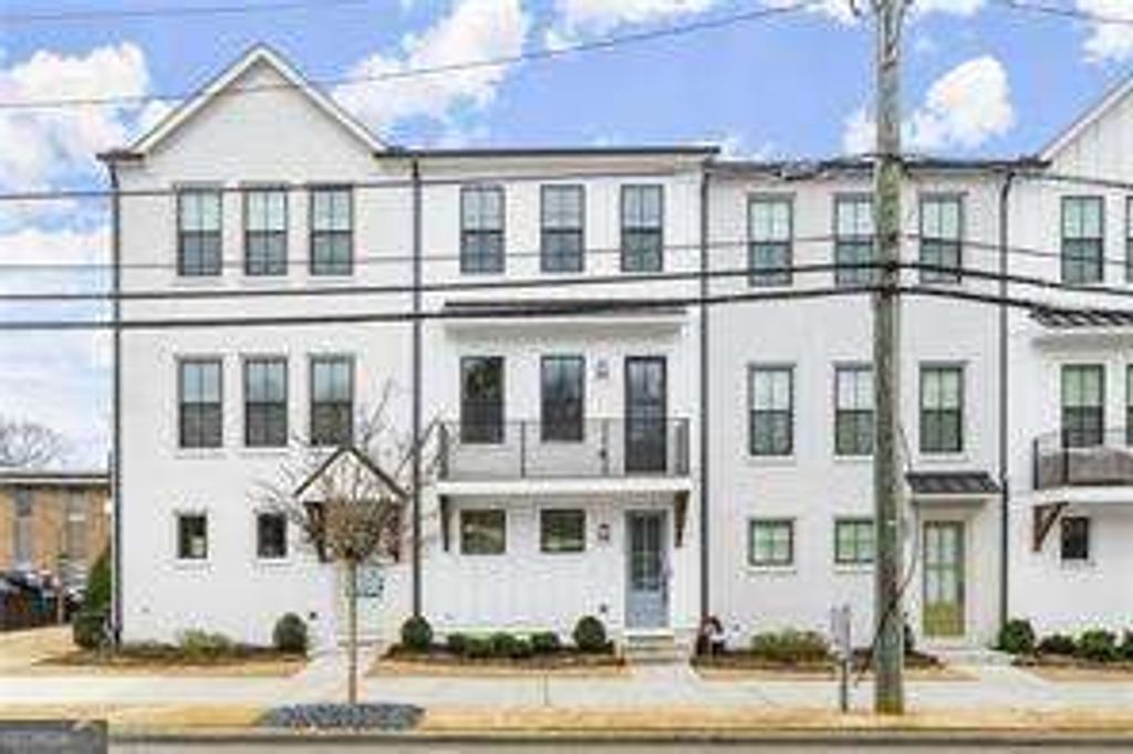 146 CHESTNUT Circle, Atlanta, GA 30342
