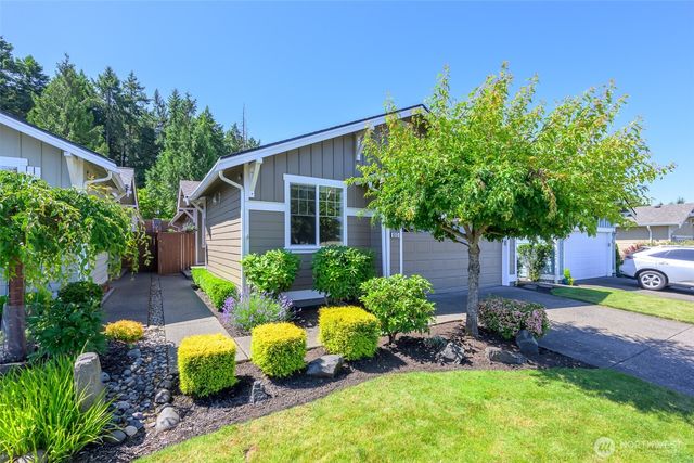 8313 Bainbridge Loop NE, Lacey, WA 98516