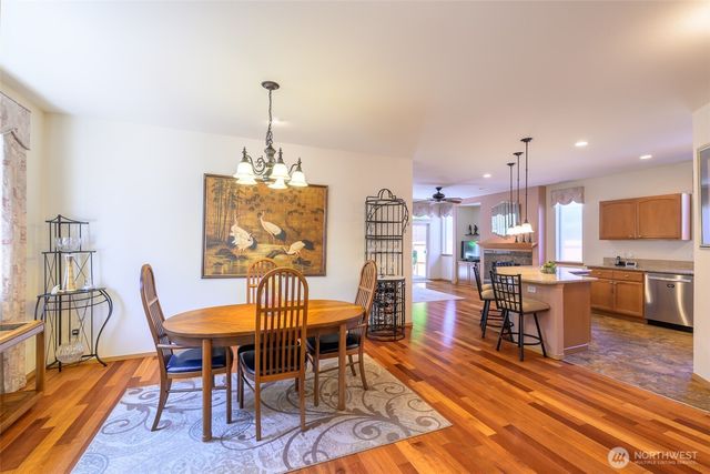 8313 Bainbridge Loop NE, Lacey, WA 98516