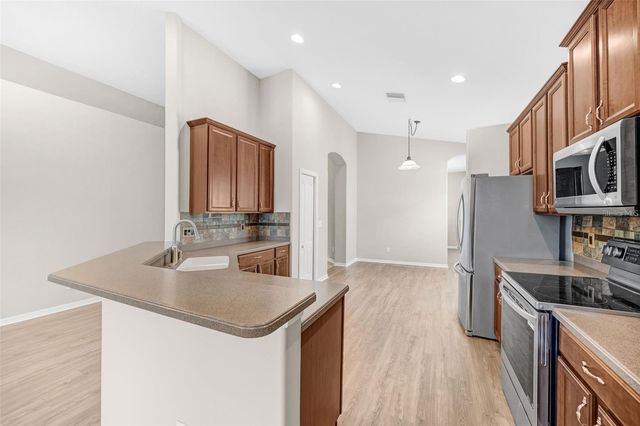 5124 CLOVER MIST DRIVE, Apollo Beach, FL 33572