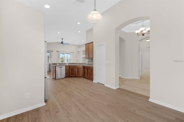 5124 CLOVER MIST DRIVE, Apollo Beach, FL 33572