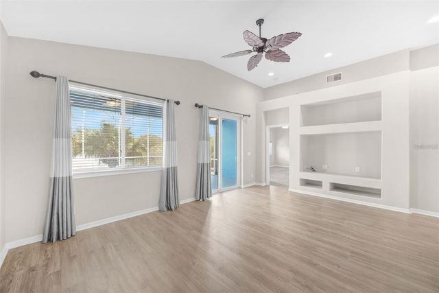 5124 CLOVER MIST DRIVE, Apollo Beach, FL 33572