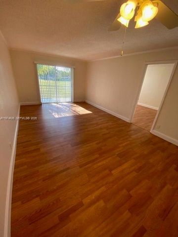 2775 Taft St 210, Hollywood, FL 33020