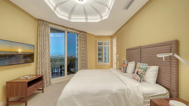 2052 BENJAMIN FRANKLIN DRIVE D702, Sarasota, FL 34236