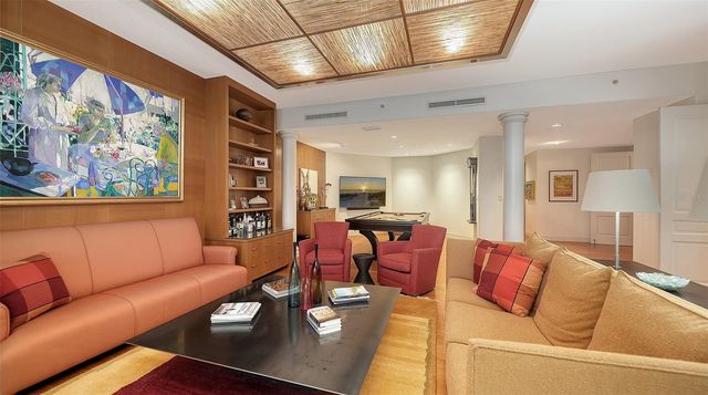 2052 BENJAMIN FRANKLIN DRIVE D702, Sarasota, FL 34236