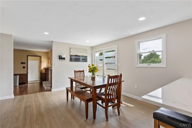 4233 Halfmoon Circle, Clay, NY 13090