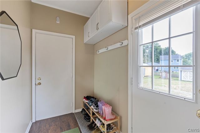 4233 Halfmoon Circle, Clay, NY 13090