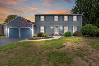4233 Halfmoon Circle, Clay, NY 13090