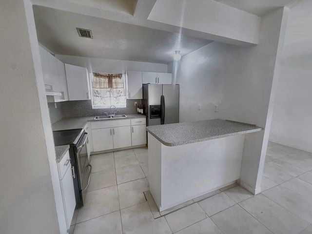 1728 NW 114th Street, Miami, FL 33167