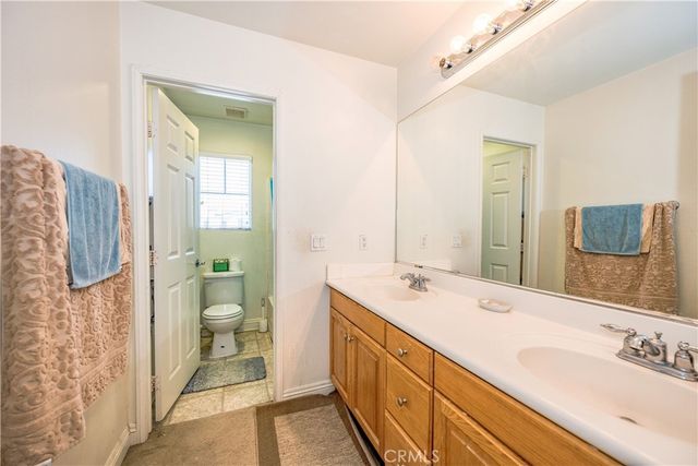 6130 W Avenue K2, Lancaster, CA 93536