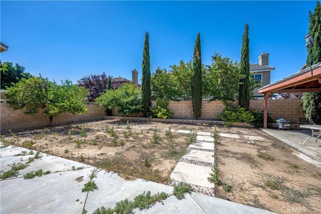 6130 W Avenue K2, Lancaster, CA 93536