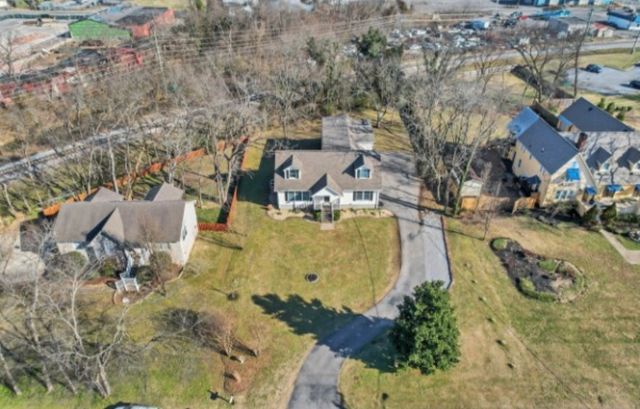 113 Caruthers Ave, Lebanon, TN 37087