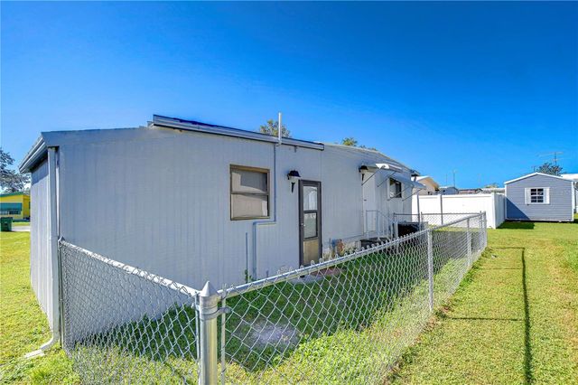 38725 VULCAN CIRCLE, Zephyrhills, FL 33542