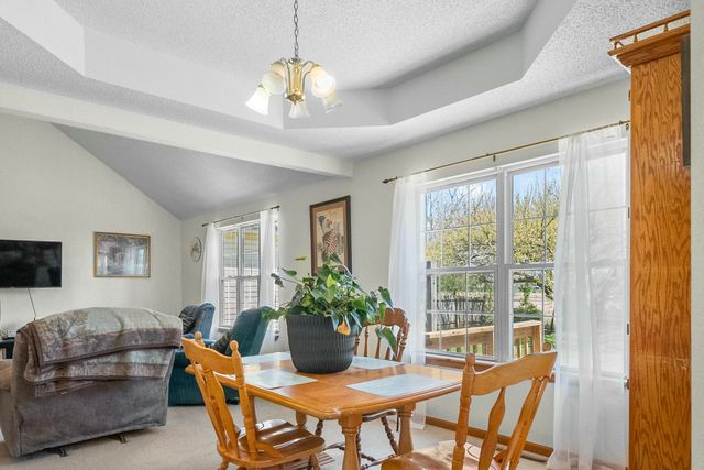 2790 S Hartford Avenue, Bolivar, MO 65613