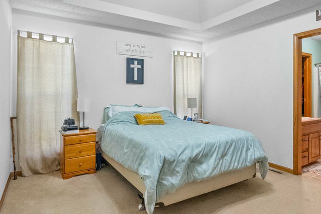 2790 S Hartford Avenue, Bolivar, MO 65613