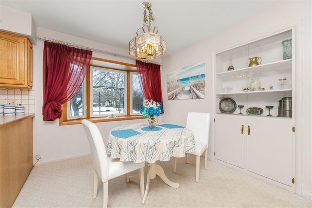 324 Burrwood Avenue, Portage, MI 49002