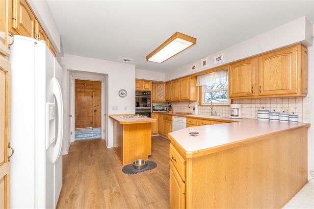 324 Burrwood Avenue, Portage, MI 49002