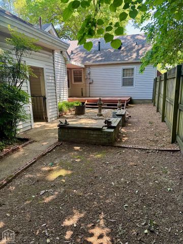 1237 Vine Street, Jonesboro, AR 72401