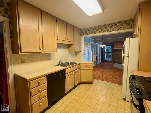 1237 Vine Street, Jonesboro, AR 72401