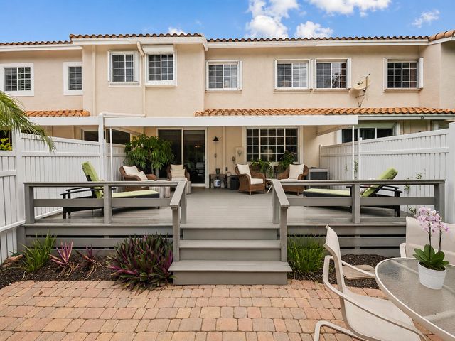2928 PORT ROYALE Lane S, Fort Lauderdale, FL 33308