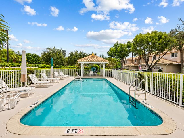 2928 PORT ROYALE Lane S, Fort Lauderdale, FL 33308