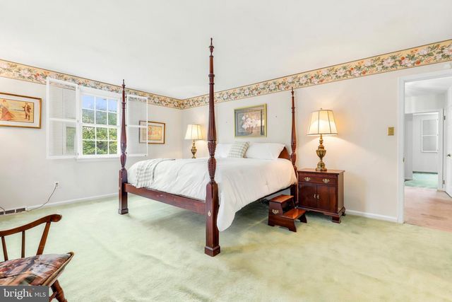 517 CANDACE LN, Villanova, PA 19085