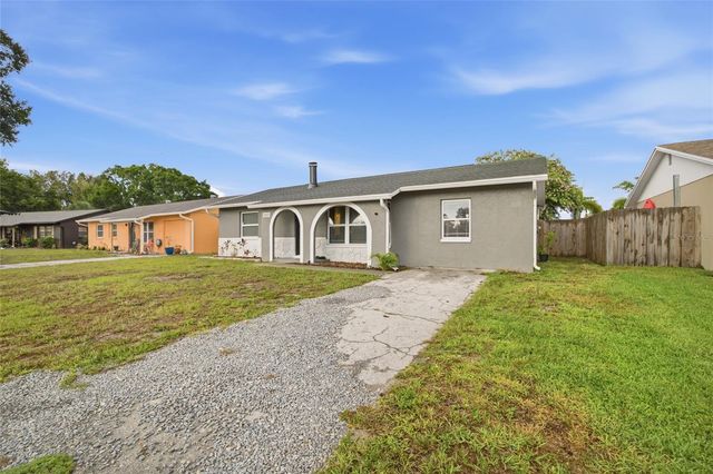 7941 SMOKETREE COURT, Largo, FL 33773
