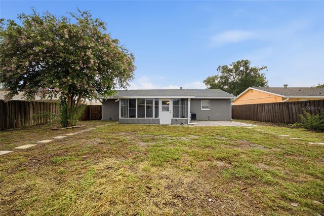 7941 SMOKETREE COURT, Largo, FL 33773