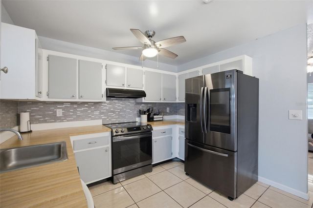 7941 SMOKETREE COURT, Largo, FL 33773