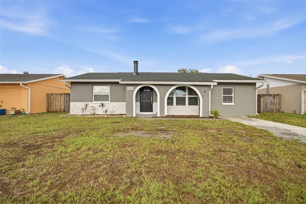 7941 SMOKETREE COURT, Largo, FL 33773