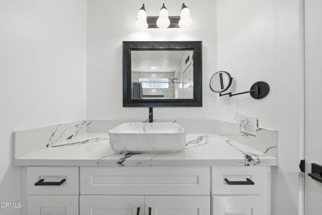 3090 Net Court, Oxnard, CA 93035