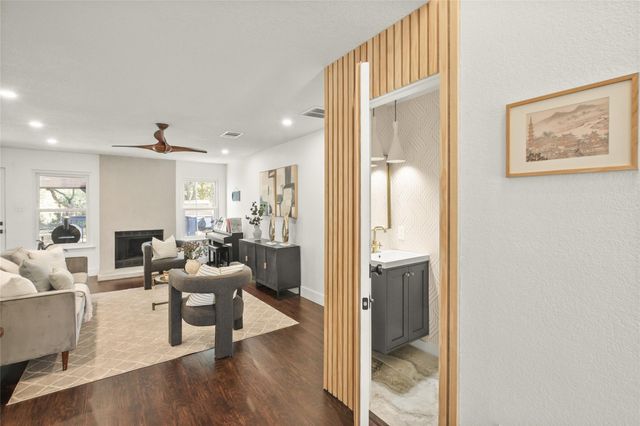 8407 Copano DR, Austin, TX 78749