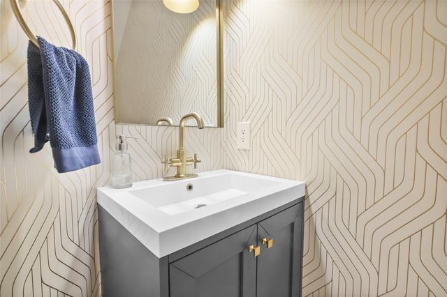 8407 Copano DR, Austin, TX 78749