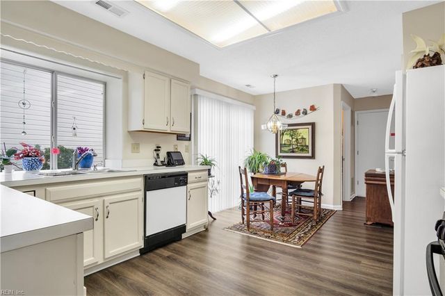 802 Zoeller CT, Newport News, VA 23602