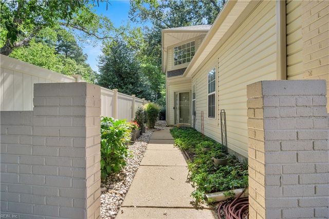 802 Zoeller CT, Newport News, VA 23602