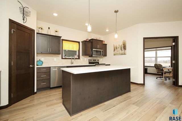 8812 W Windmill Ridge St Street, Sioux Falls, SD 57106