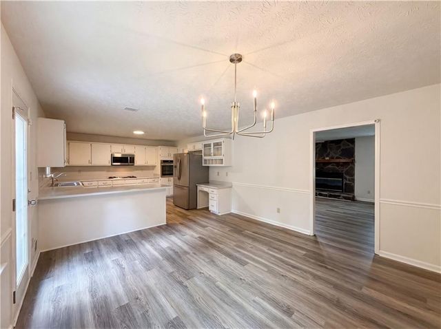 150 Wyonia Way, Fayetteville, GA 30215
