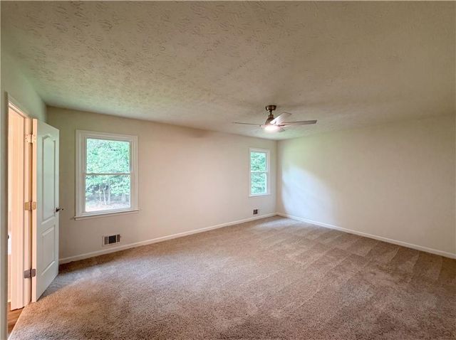 150 Wyonia Way, Fayetteville, GA 30215