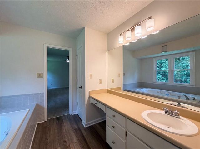 150 Wyonia Way, Fayetteville, GA 30215