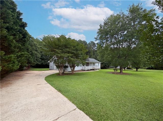 150 Wyonia Way, Fayetteville, GA 30215