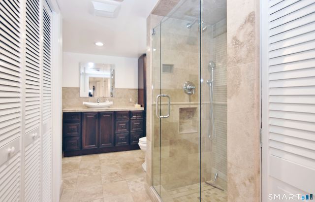 37 Glen Avenue, Norwalk, CT 06850