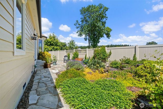 153 Newaukum Village Drive, Chehalis, WA 98532