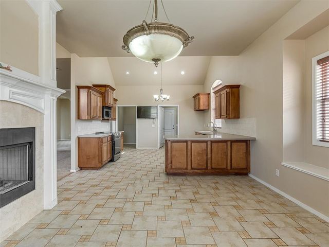 2365 Elm Tree Lane, Blanchard, OK 73010