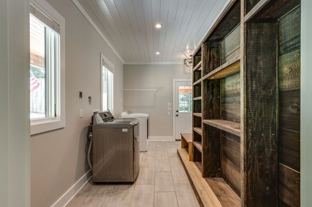 1095 Overlook Trl, Kingston Springs, TN 37082