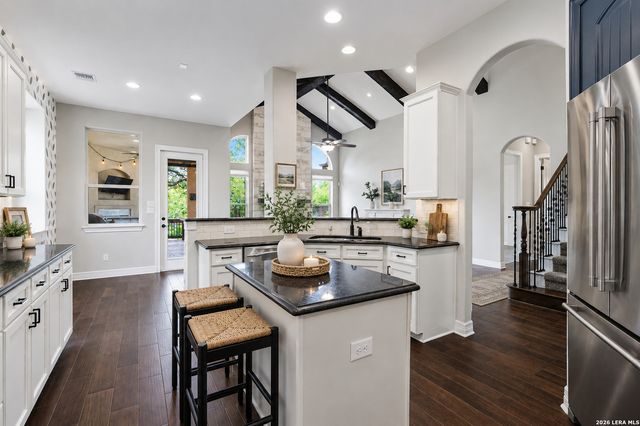 8642 Silent Crk, San Antonio, TX 78255