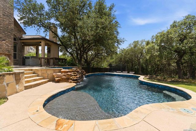 8642 Silent Crk, San Antonio, TX 78255