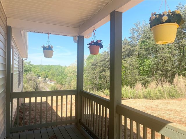 142 Burns Hill Road, Liberty, SC 29657