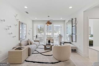 775 Juniper Street NE 323, Atlanta, GA 30308