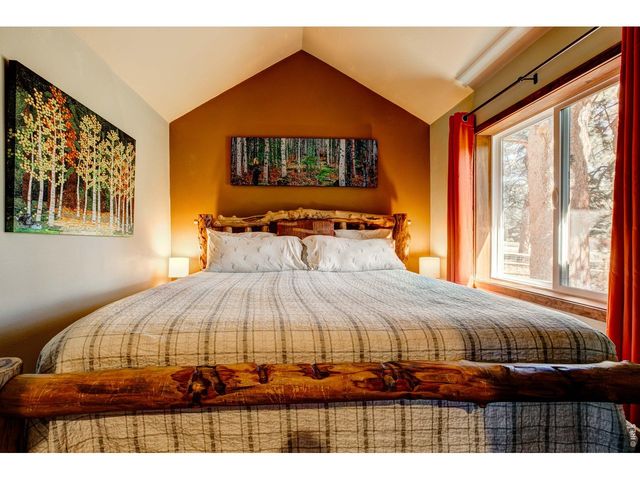 930 Highacres Dr, Estes Park, CO 80517