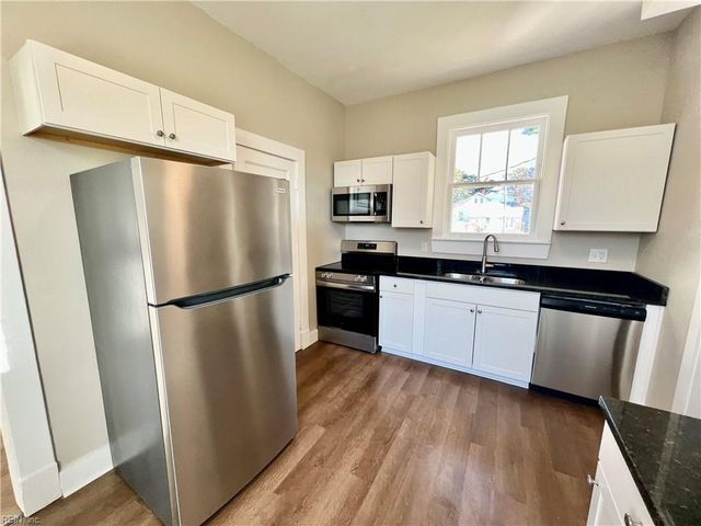 120 Hanover AVE, Hampton, VA 23661